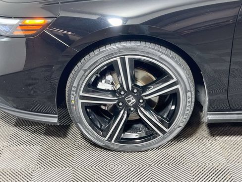 Used 2024 Honda Accord Sport image 28