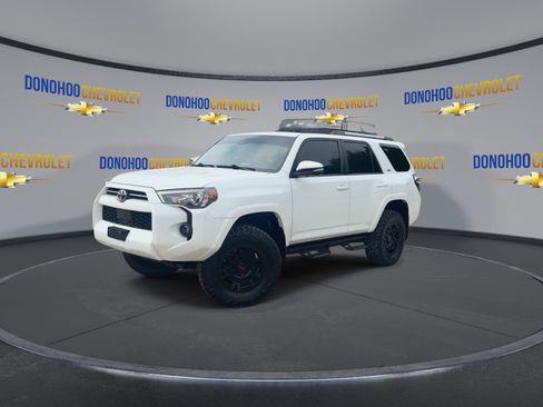 Used 2021 Toyota 4Runner SR5 Premium w/ Moonroof Package AWD/4WD image 7