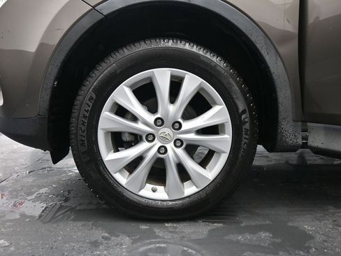 Used 2014 Toyota RAV4 Limited image 13