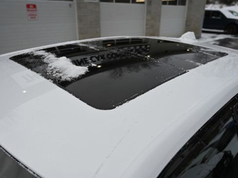 Used 2023 Chrysler 300 S image 13