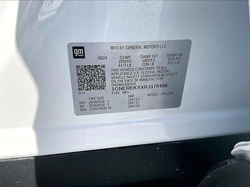 Used 2024 Chevrolet Traverse LS image 19