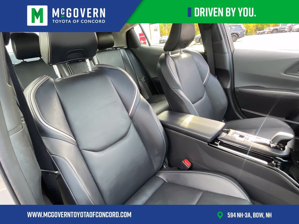 Used 2023 Toyota Prius Limited w/ Limited Premium Package AWD/4WD image 23