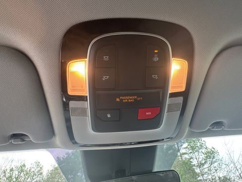 Certified 2023 Hyundai Santa Fe SEL image 31