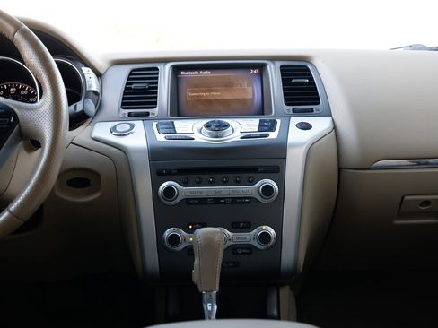 Used 2013 Nissan Murano SL w/ Navigation Pkg image 39