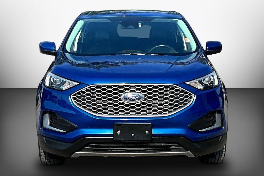Used 2023 Ford Edge SEL AWD/4WD image 2