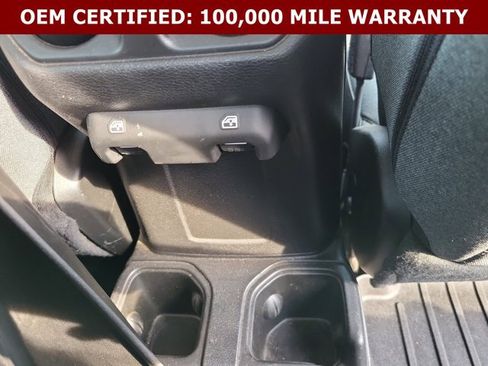 Used 2024 Jeep Gladiator Sport AWD/4WD image 14