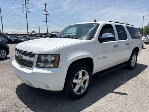 Used 2013 Chevrolet Suburban LT w/ All-Star Edition RWD image 4