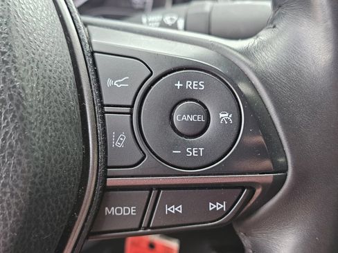 Used 2024 Toyota Camry SE FWD image 18