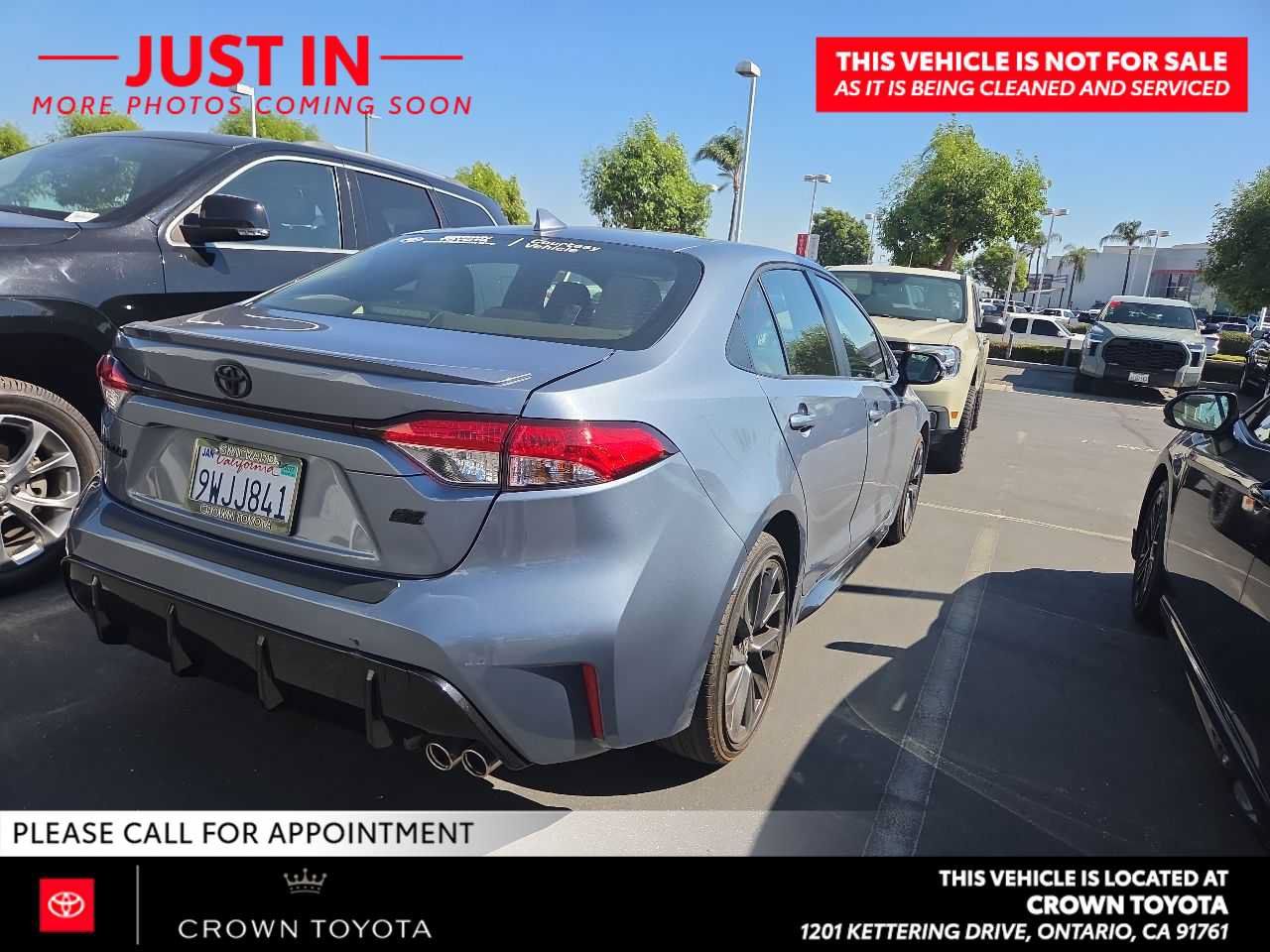 Used 2026 Toyota Corolla SE w/ Carpet Mat Package (TMS) FWD image 3