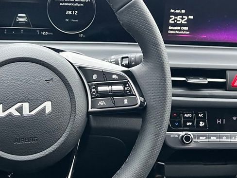 New 2026 Kia Seltos SX image 23