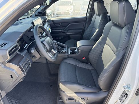 New 2025 Toyota 4Runner TRD Sport Premium image 2