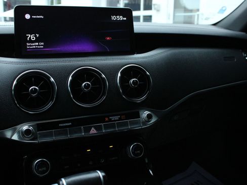 Used 2022 Kia Stinger GT-Line w/ Sun & Sound Package AWD/4WD image 39