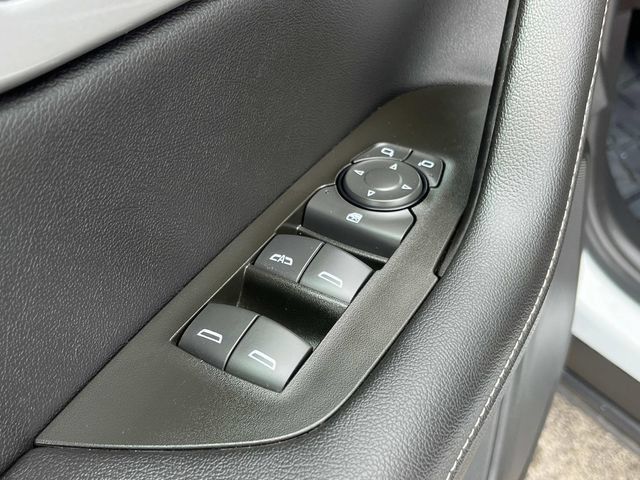 Used 2025 Chevrolet Blazer LT FWD image 27