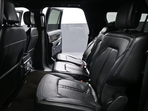 Certified 2020 Ford Expedition Max Limited RWD image 19
