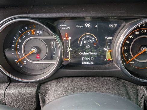 Used 2020 Jeep Wrangler Unlimited Sport image 24