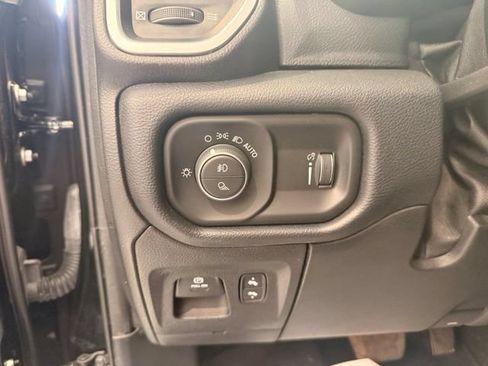 Used 2021 RAM 1500 Big Horn AWD/4WD image 15