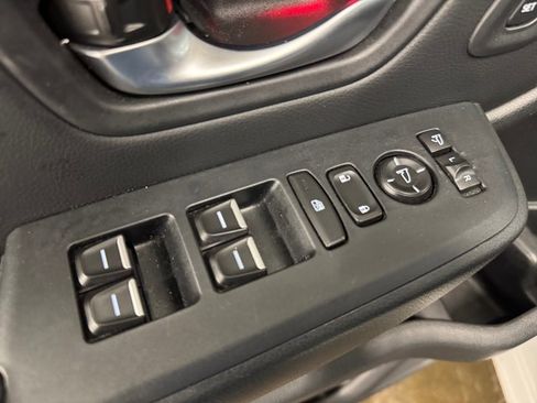 Used 2025 Honda Pilot Black Edition image 21