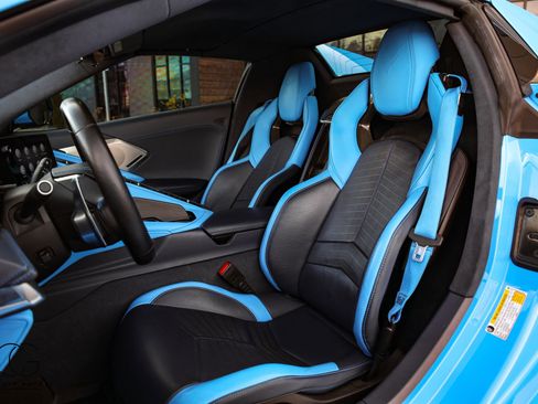 Used 2022 Chevrolet Corvette Stingray Convertible 2D w/ Z51 Performance Package image 32