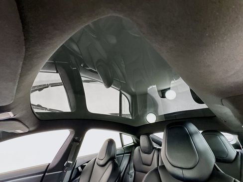 Used 2018 Tesla Model S P100D image 15