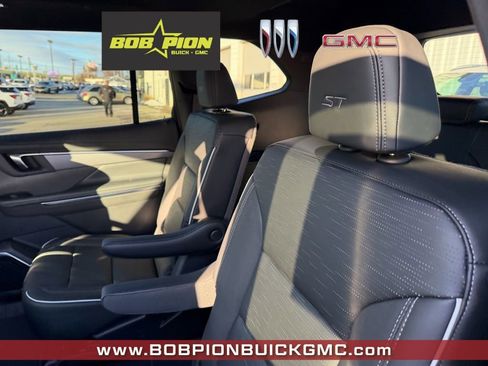 New 2026 Buick Enclave Sport Touring w/ Power Package image 8