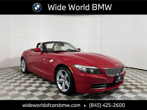 Used 2010 BMW Z4 sDrive35i image 1