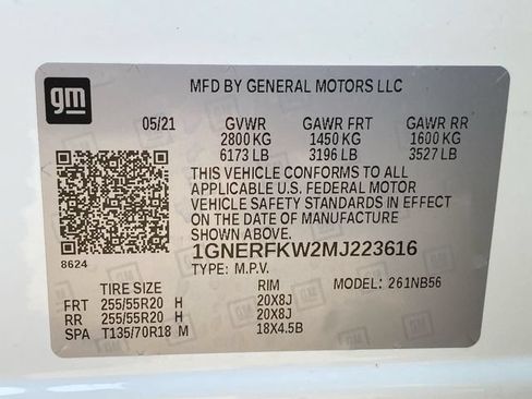 Used 2021 Chevrolet Traverse LS w/ LPO, Blackout Package FWD image 31