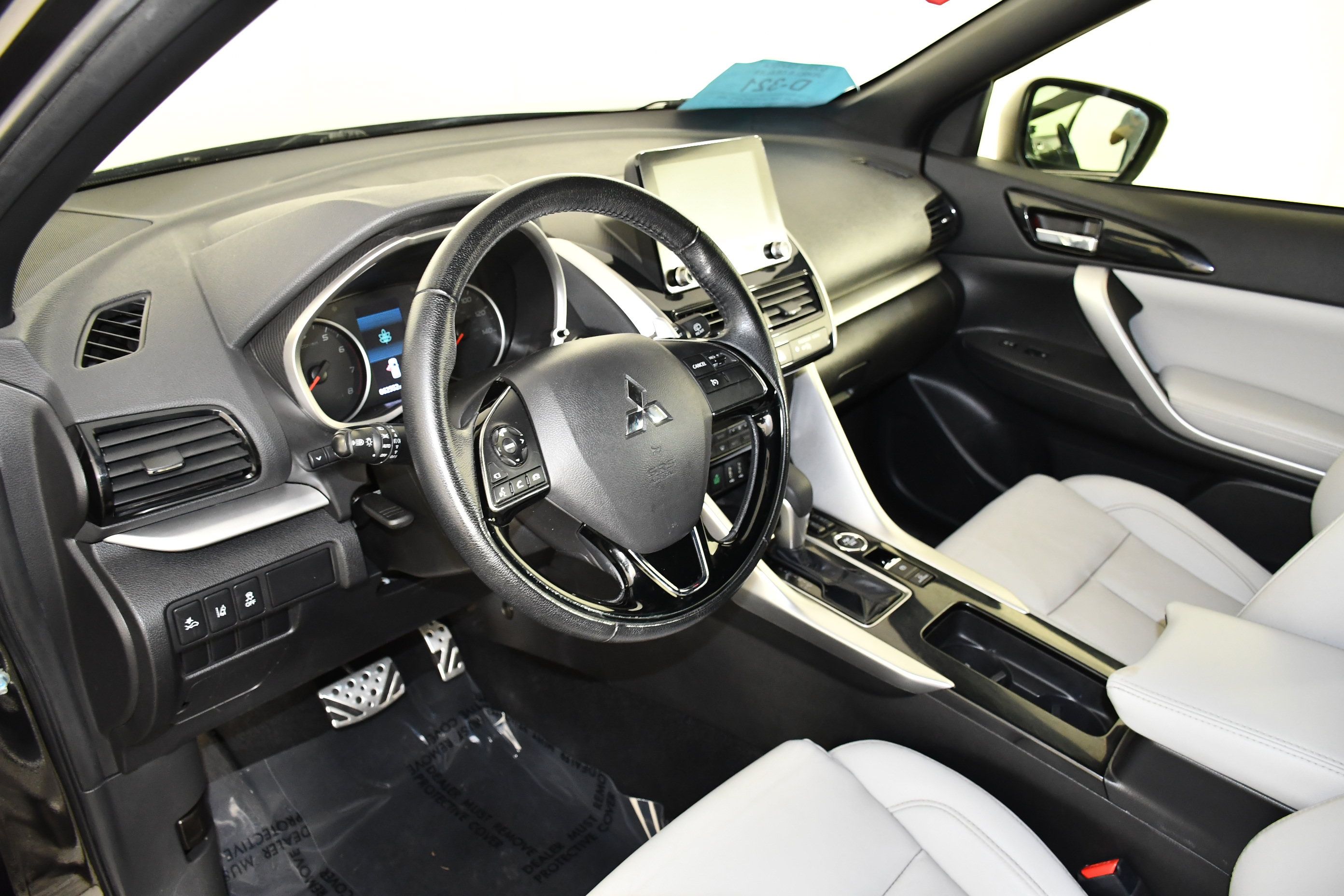 Used 2022 Mitsubishi Eclipse Cross SEL AWD/4WD image 36