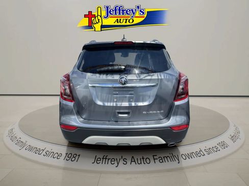Used 2019 Buick Encore Preferred FWD image 2