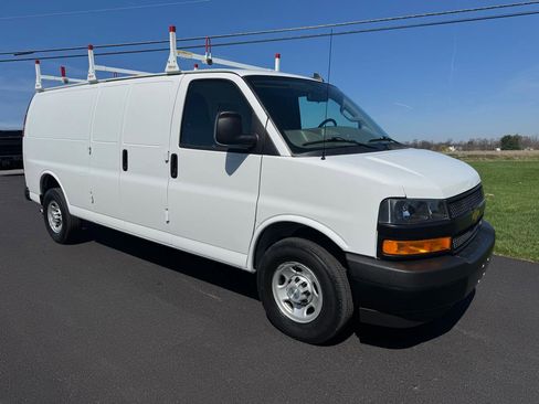 Used 2022 Chevrolet Express 2500 Extended w/ Driver Convenience Package image 5