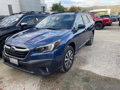 Used 2021 Subaru Outback Premium AWD/4WD image 4