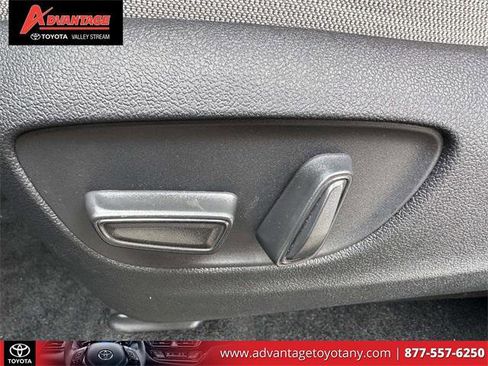 Certified 2025 Toyota Grand Highlander AWD image 22