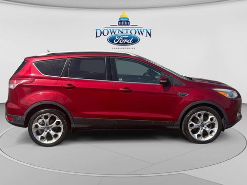 Used 2016 Ford Escape Titanium AWD/4WD image 2