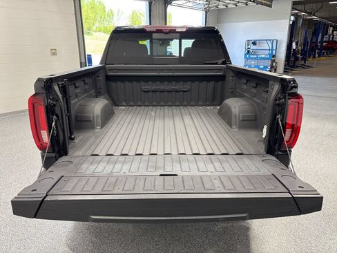 Used 2023 GMC Sierra 1500 Denali w/ Technology Package AWD/4WD image 57