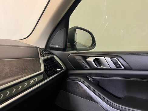 Certified 2023 BMW X7 xDrive40i w/ Premium Package image 30