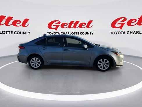 Certified 2023 Toyota Corolla LE image 9