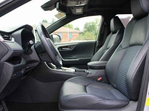 Used 2019 Toyota RAV4 XSE image 12