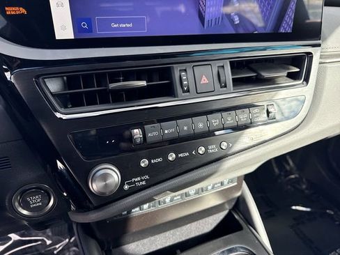 Certified 2023 Lexus ES 350 w/ Premium Package FWD image 19