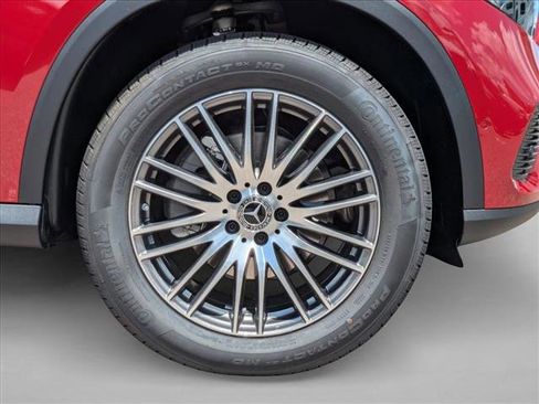 Certified 2026 Mercedes-Benz GLC 300 image 9