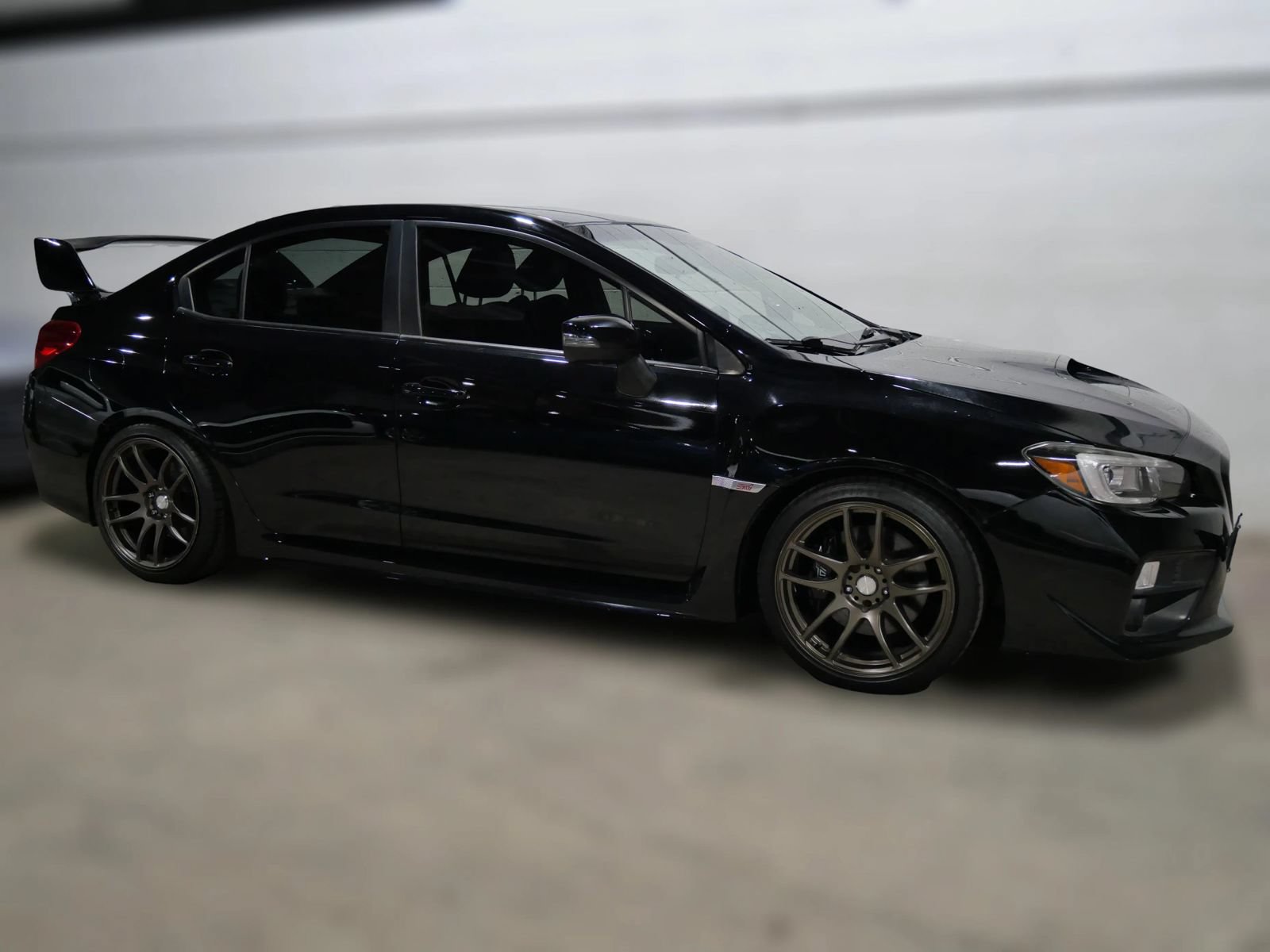 Used 2016 Subaru WRX STI AWD/4WD image 3
