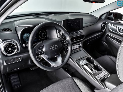 Used 2023 Hyundai Kona SE FWD image 17