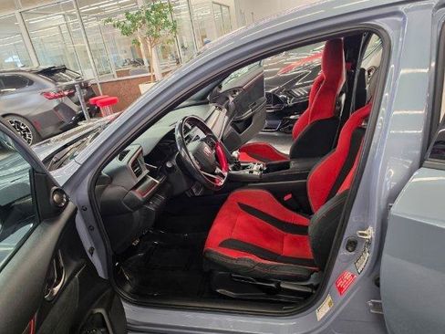 Used 2019 Honda Civic Type R image 8