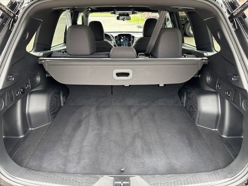 Certified 2025 Subaru Forester Premium AWD/4WD image 19