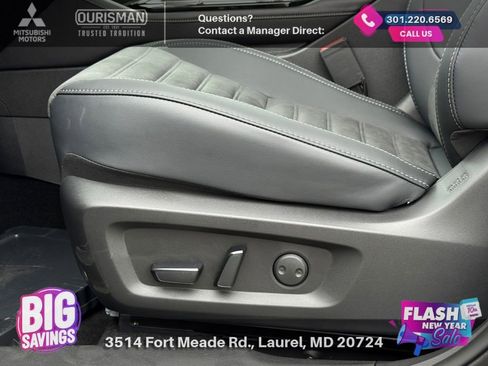 New 2025 Mitsubishi Outlander SE image 18