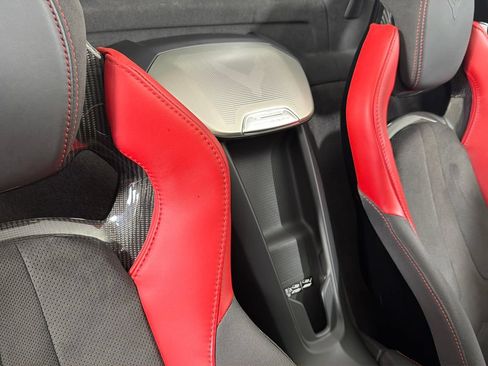 Used 2024 Chevrolet Corvette Stingray Premium Conv w/ Z51 Performance Package RWD image 33