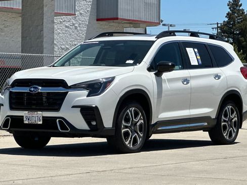 Used 2025 Subaru Ascent Touring w/ Popular Package #1 AWD/4WD image 7