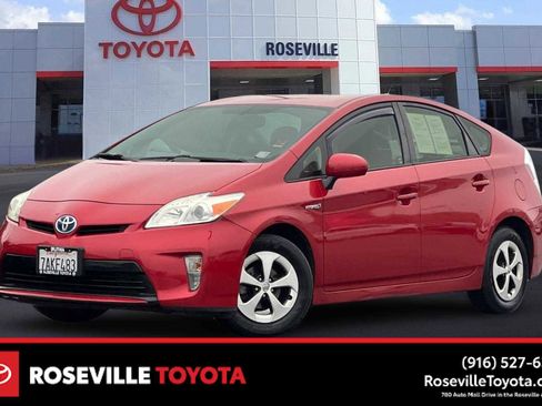 Used 2013 Toyota Prius Four image 1