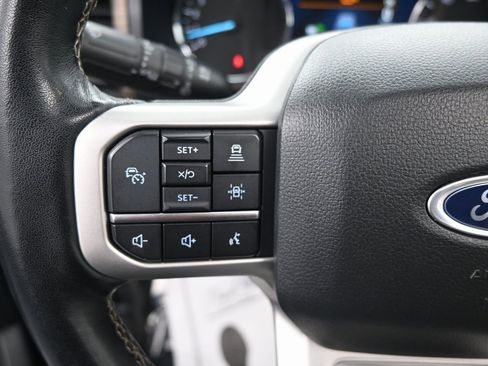 Used 2023 Ford Expedition Limited image 25