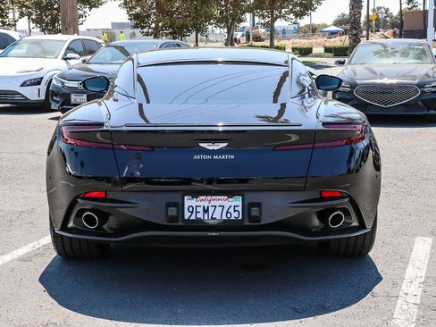 Used 2020 Aston Martin DB11 Coupe RWD image 8