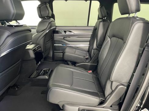 New 2026 Jeep Grand Wagoneer L Summit AWD/4WD image 8