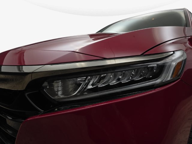 Used 2018 Honda Accord Sport image 32